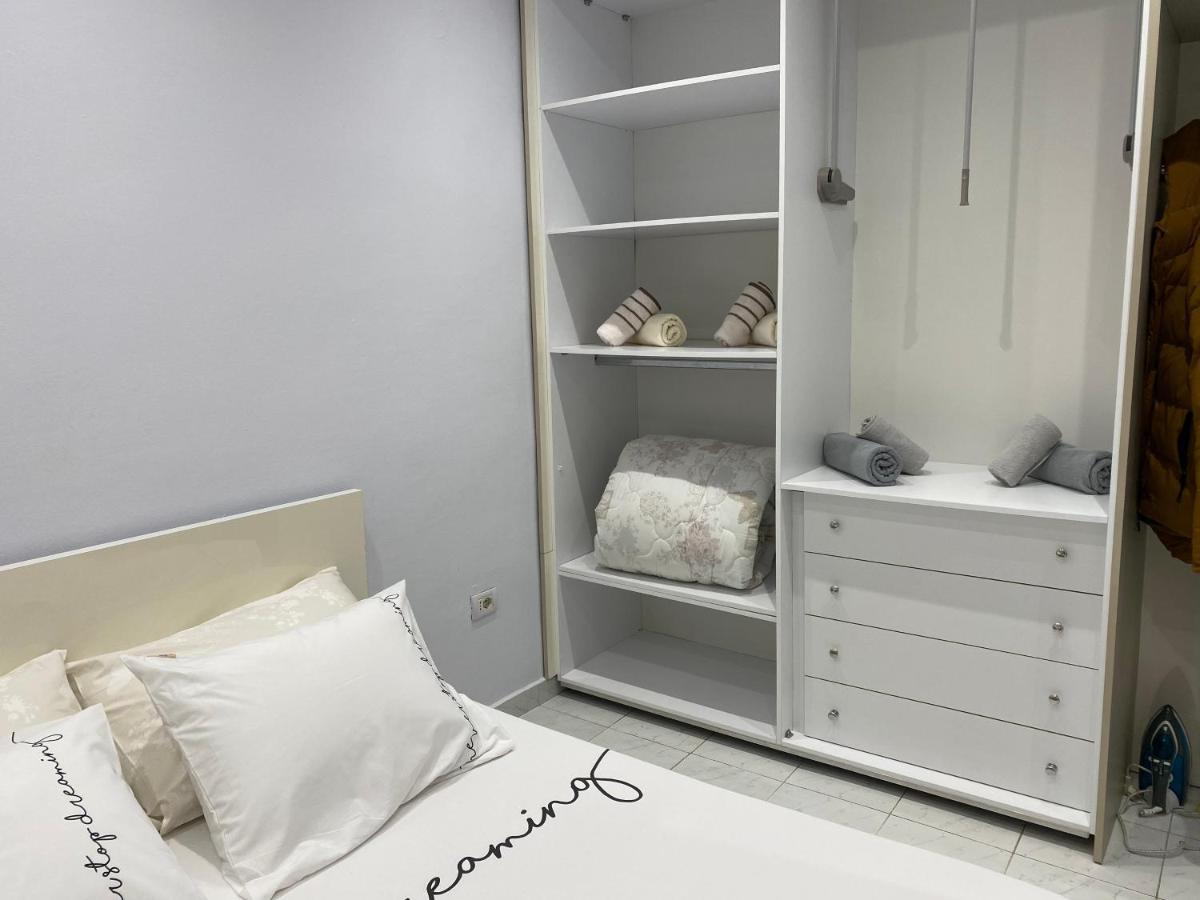E&B Cosy Apartment Tirana Exterior foto