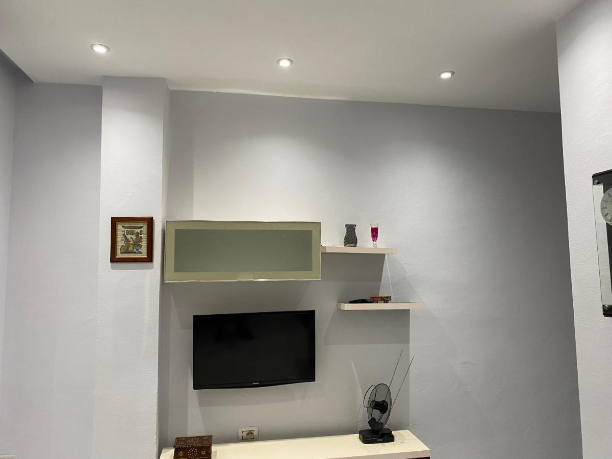 E&B Cosy Apartment Tirana Exterior foto